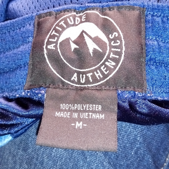 Men's Altitude Authentics Shorts - Picture 3 of 4